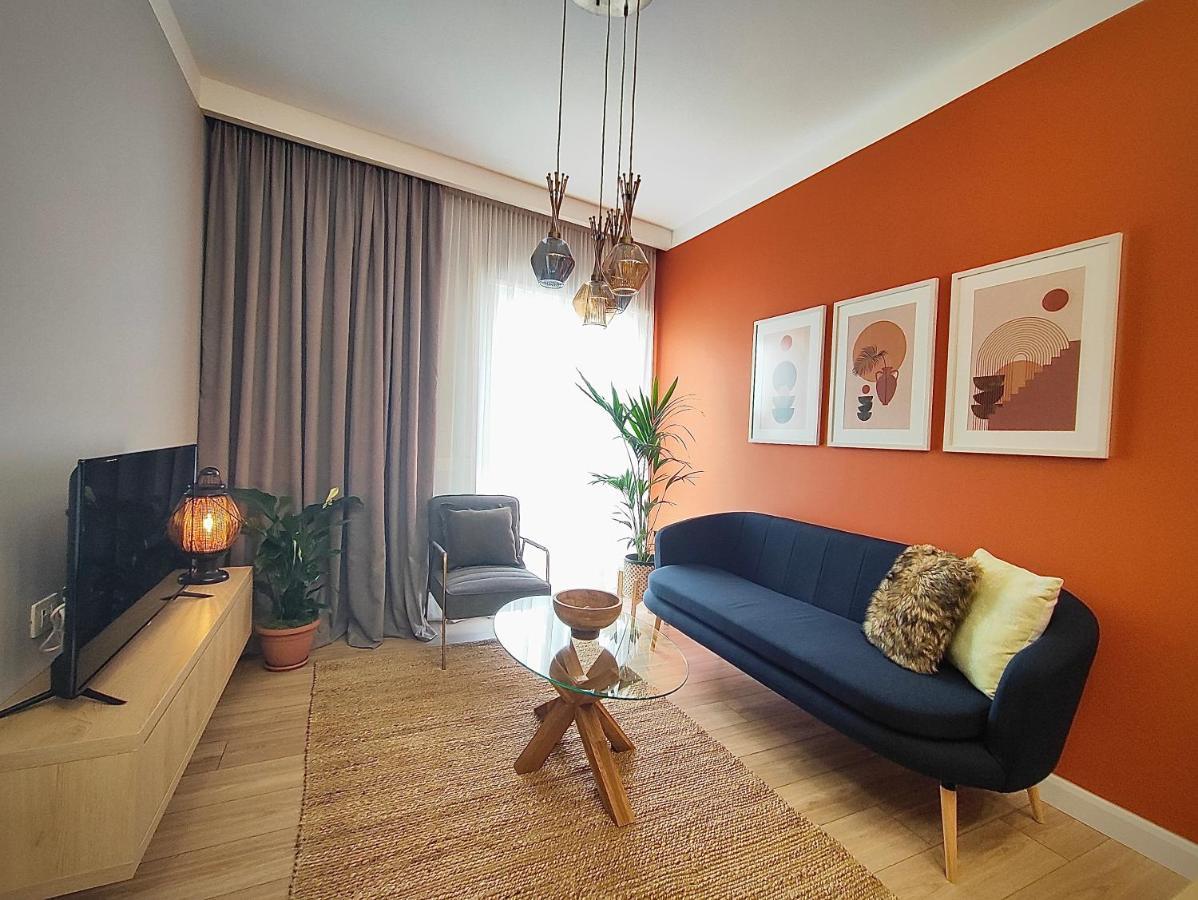 Modern Style 2Br-Apt - 10Min To Skanderbeg Square Apartment Tiranë Luaran gambar