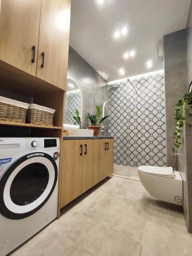 Modern Style 2Br-Apt - 10Min To Skanderbeg Square Apartment Tiranë Luaran gambar
