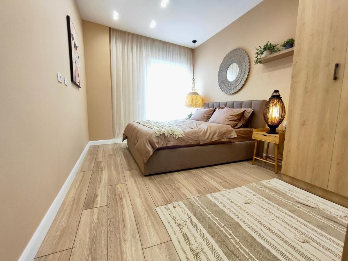 Modern Style 2Br-Apt - 10Min To Skanderbeg Square Apartment Tiranë Luaran gambar